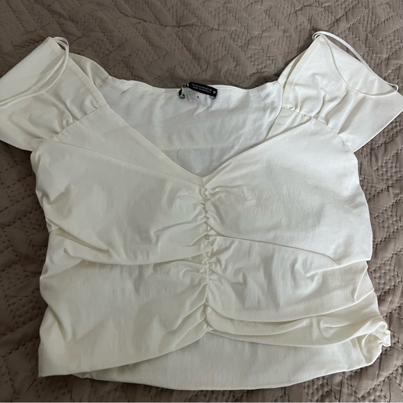 Zara Ruched Top - Picture 2 of 4